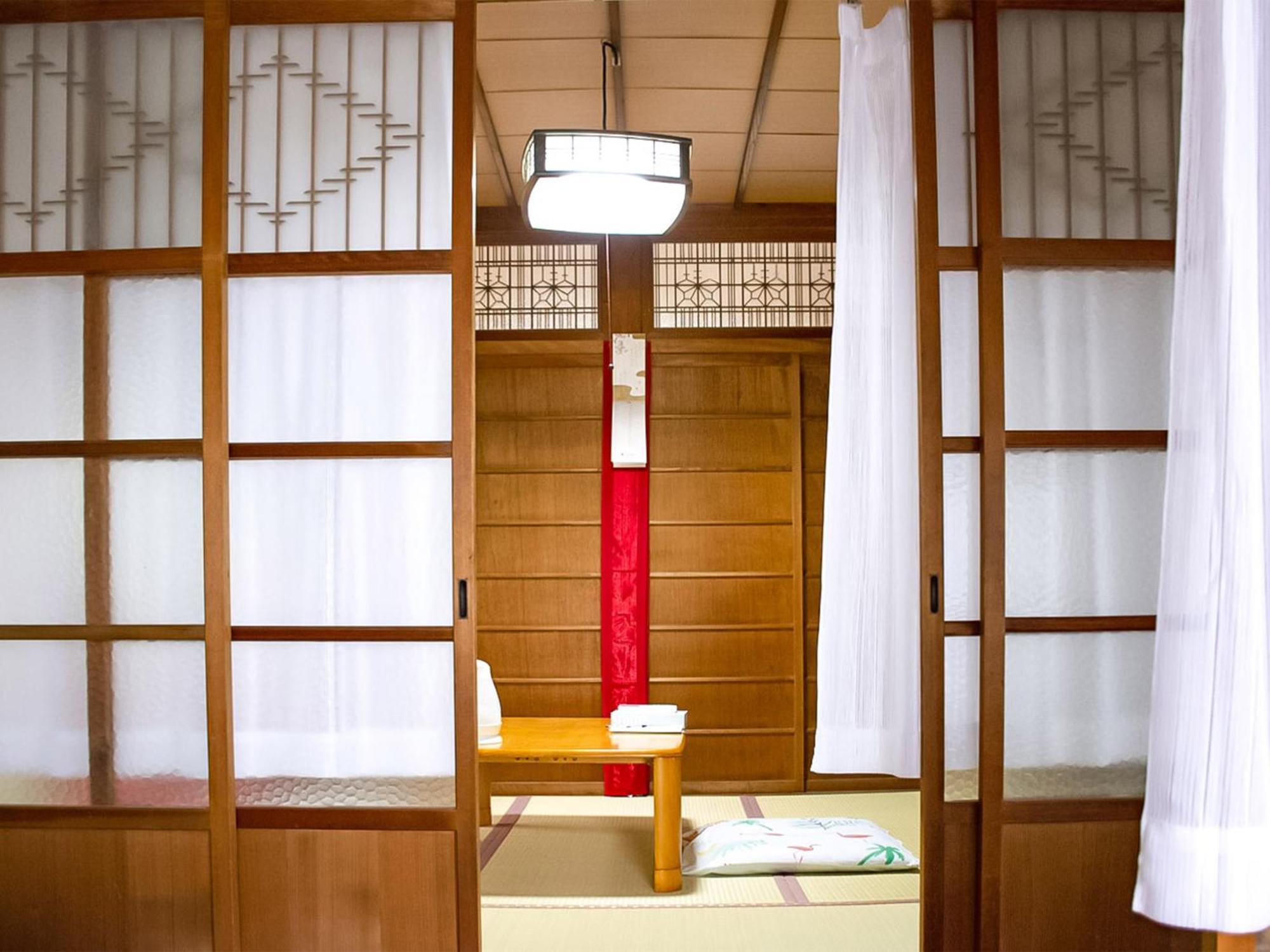 Guest Cafe Kuchikumano 호텔 Kamitondacho 외부 사진