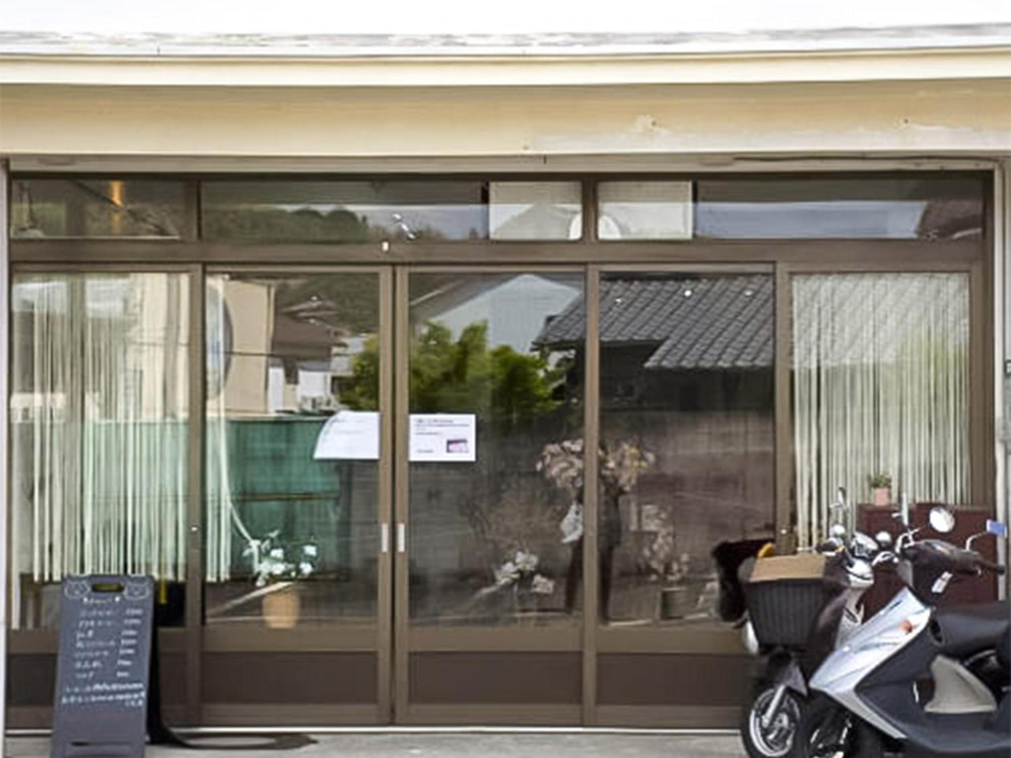 Guest Cafe Kuchikumano 호텔 Kamitondacho 외부 사진